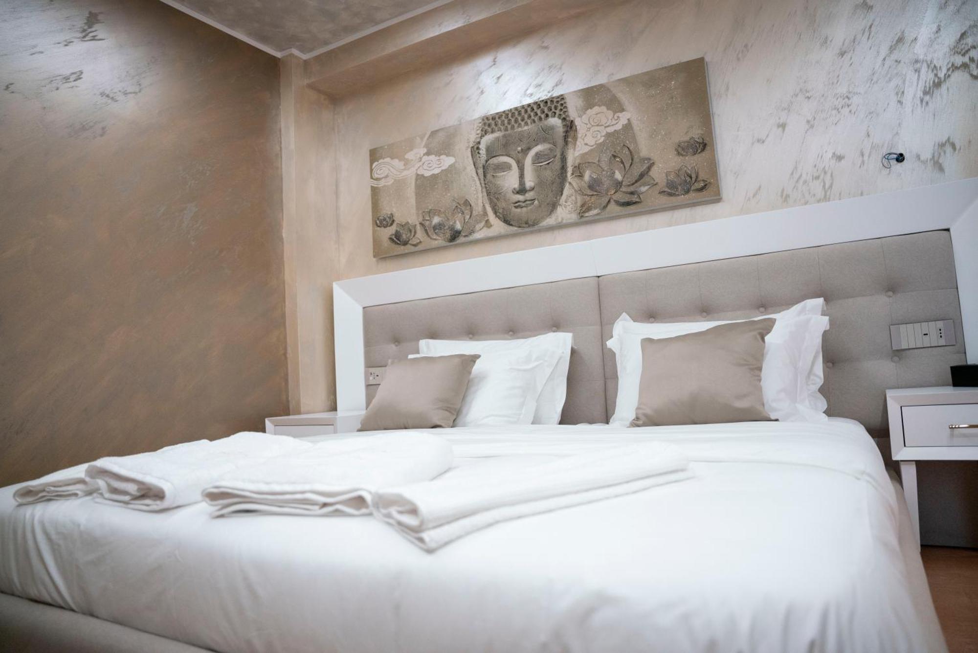 Hotel Pernoca Durrës 외부 사진